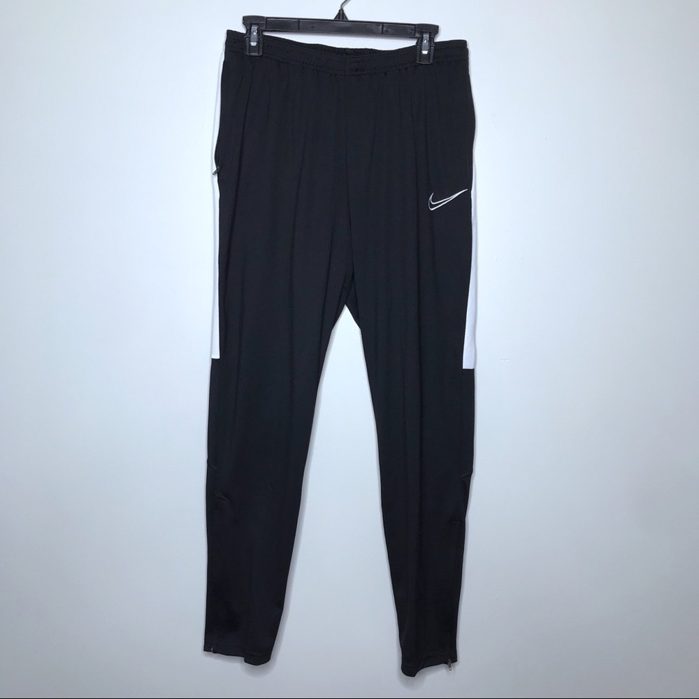 Nike Joggers